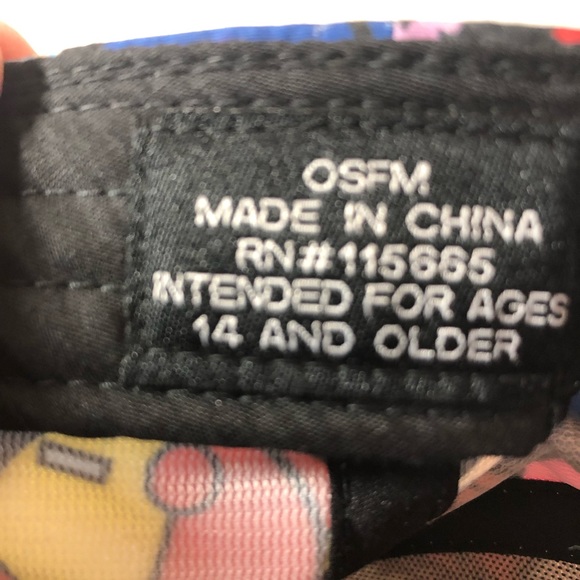 Marvel comics avengers baseball/trucker hat - Picture 4 of 4